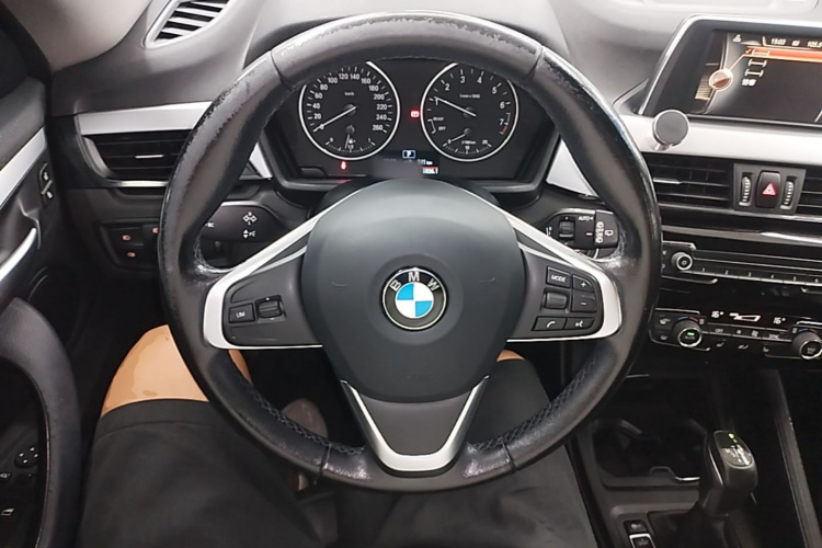 BMW X1 2017 #11 BMW X1 2017 car image #11