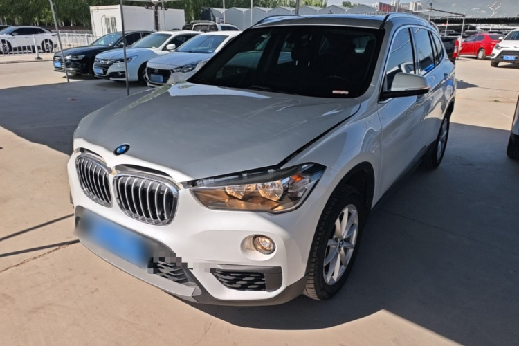 BMW X1 2018 car image #2