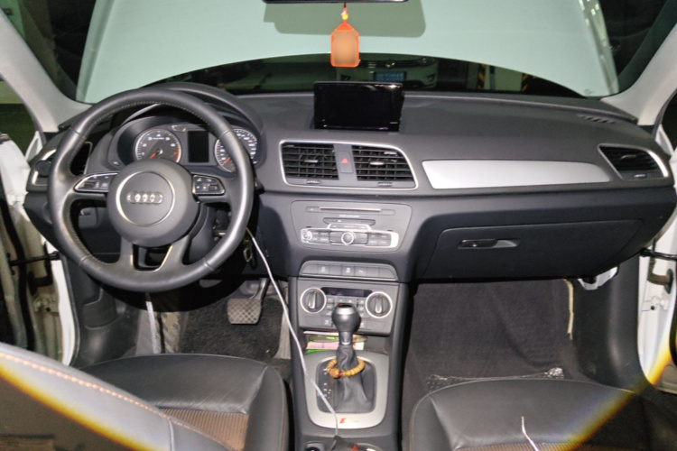 Audi Q3 2018 #7 Audi Q3 2018 car image #7
