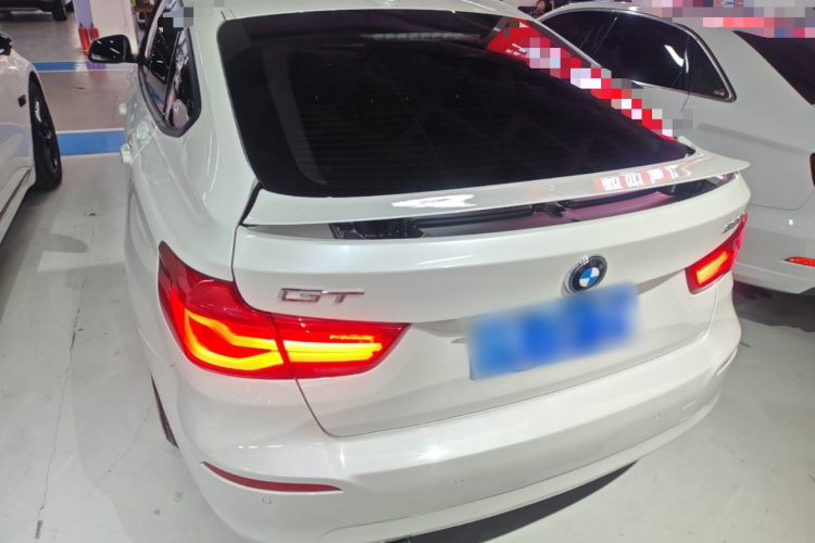 BMW 3 Series GT 2019 immagine di auto #6