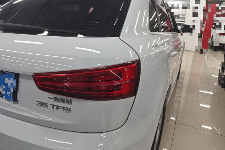 Audi Q3 2016 #8 Audi Q3 2016 car image #8