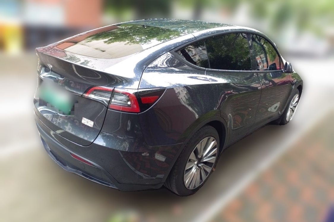 Tesla Model Y 2024 car image #4