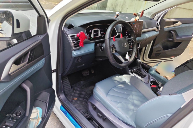 Volkswagen Tharu 2024 car image #18