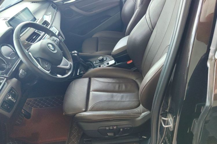 BMW X1 2019 #15 BMW X1 2019 car image #15