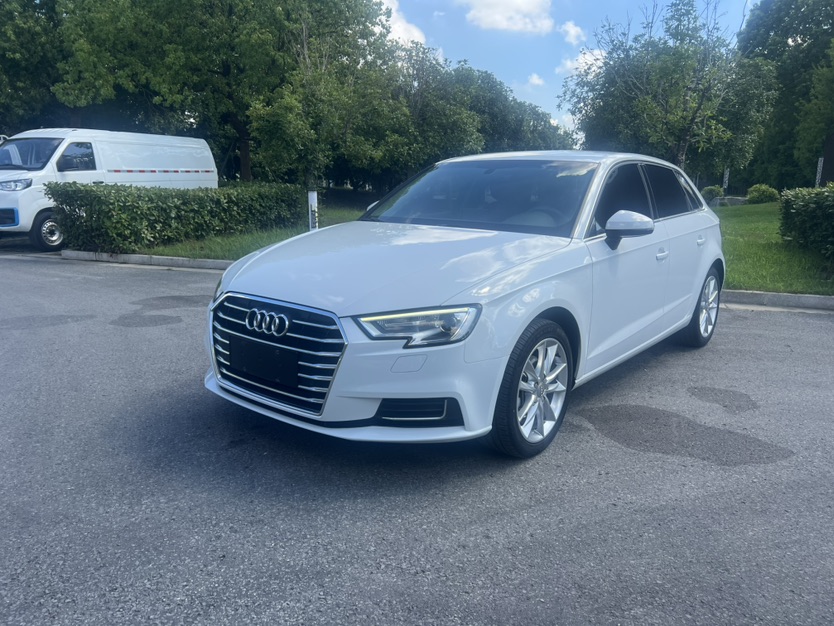 Audi A3 2019 car image 