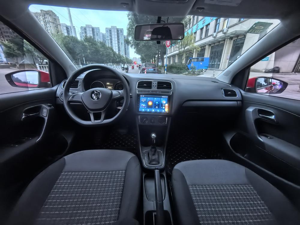 Volkswagen Polo 2015 immagine di auto #8