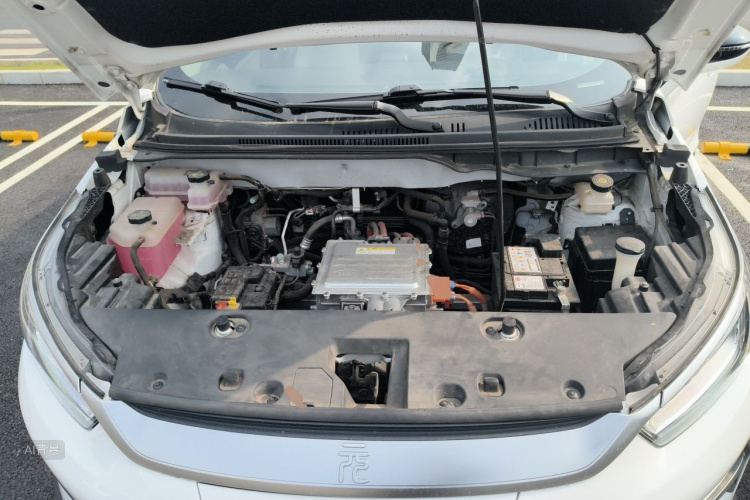 BYD Yuan Pro 2022 immagine di auto #22