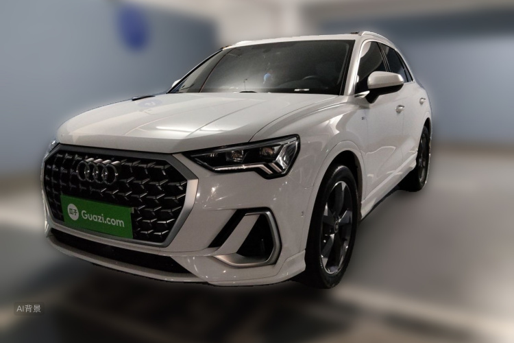 Audi Q3 2024 car image #2