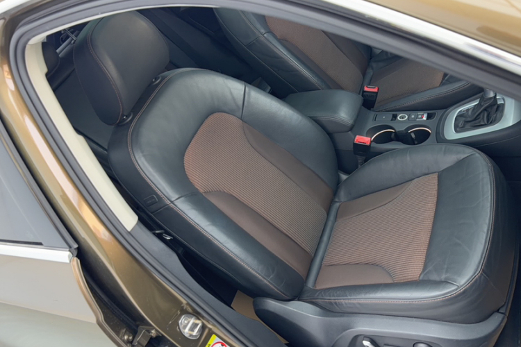 Audi Q3 2018 #18 Audi Q3 2018 car image #18