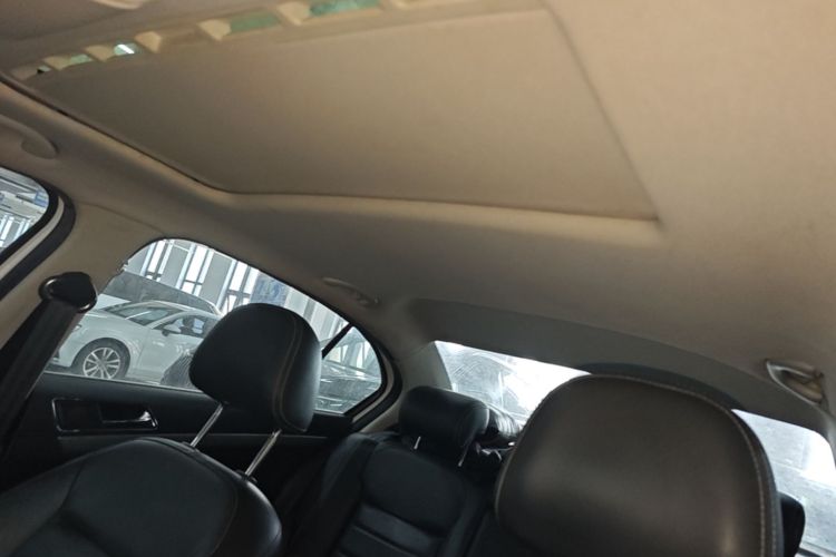 Volkswagen Lavida 2018 car image #18