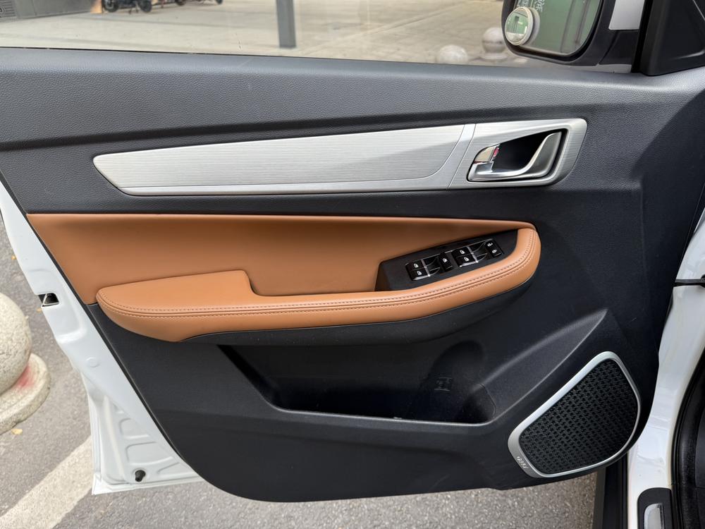 GEELY Vision X6 2018 car image #8