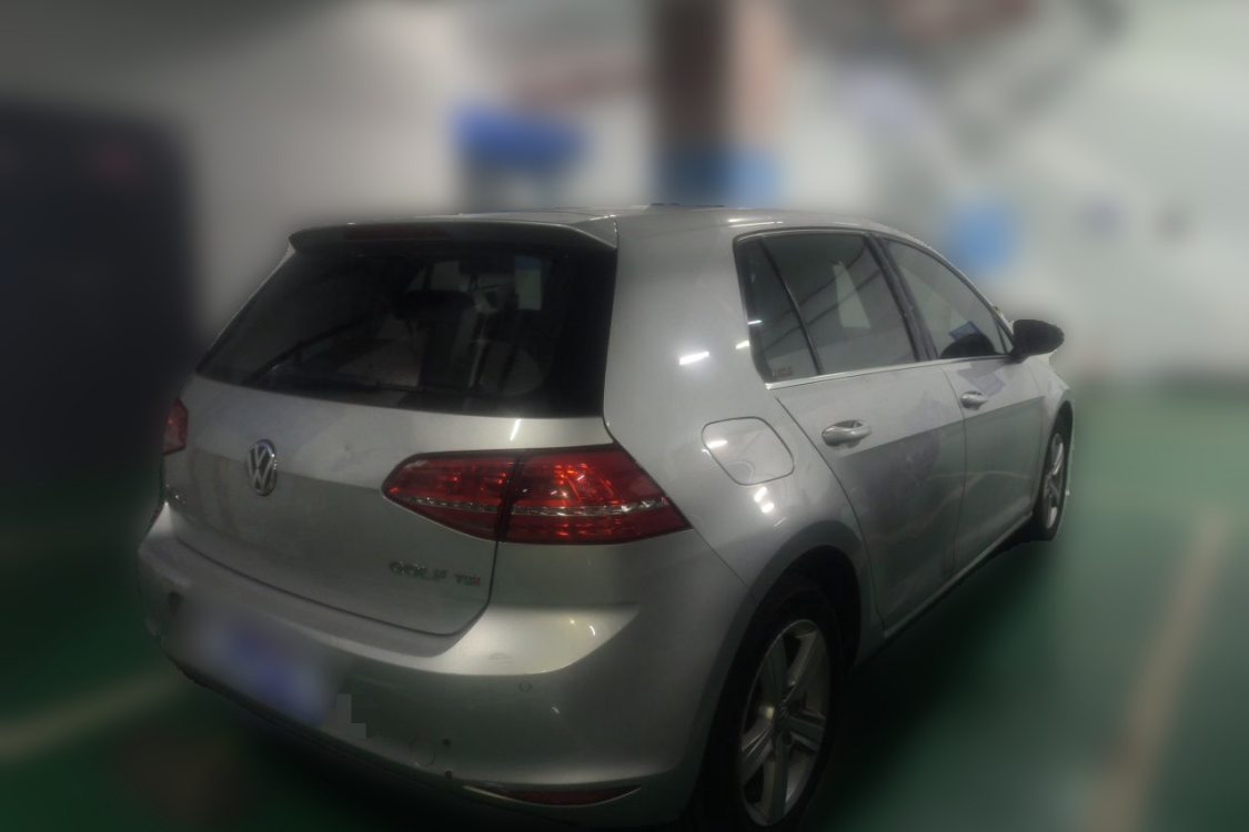 Volkswagen Golf 2014 car image #4