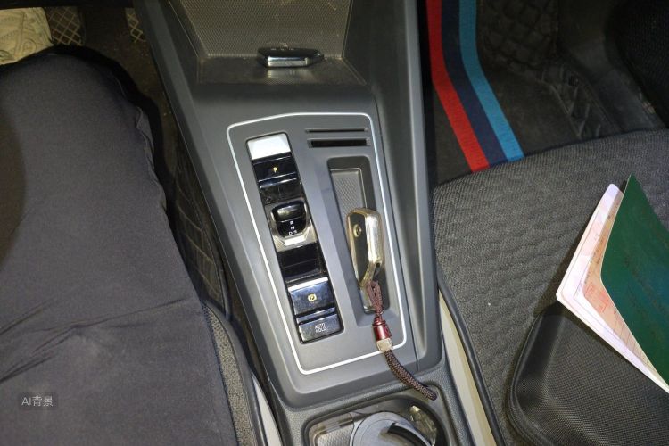Volkswagen Golf 2022 car image #16