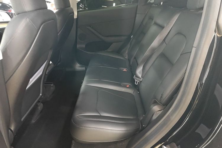 Tesla Model Y 2022 #17 Tesla Model Y 2022 car image #17