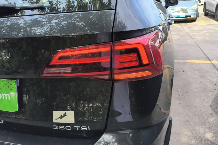 Volkswagen Tharu 2021 car image #8