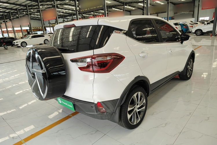 BYD Yuan 2017 car image #7