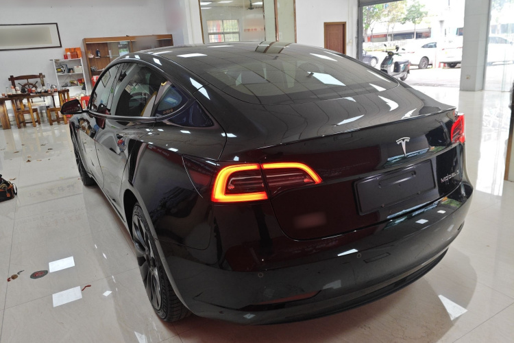 Tesla Model 3 2022 car image #7