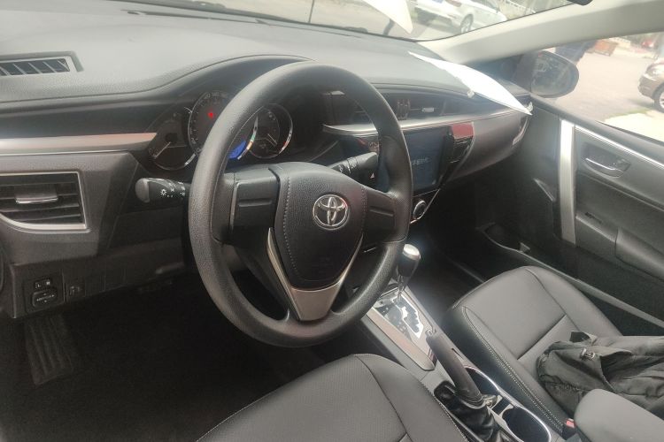 Toyota Corolla 2017 car image #11