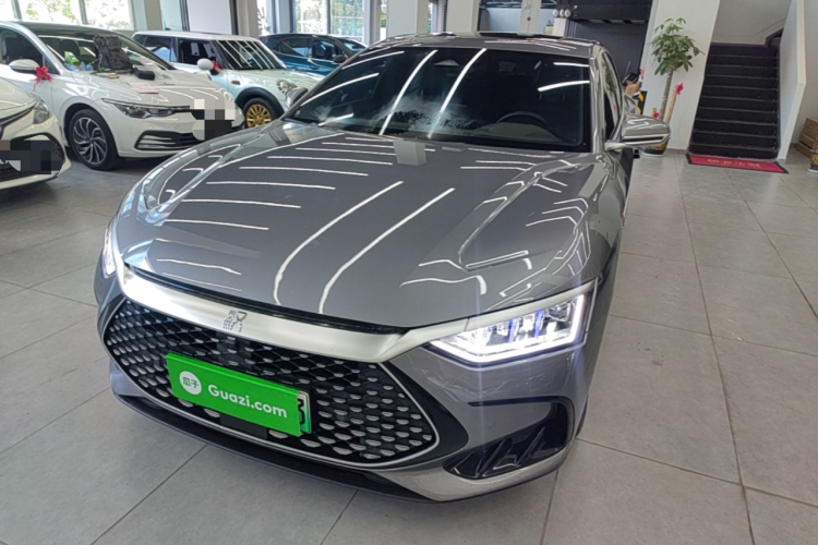 BYD Han 2023 #2 BYD Han 2023 car image #2