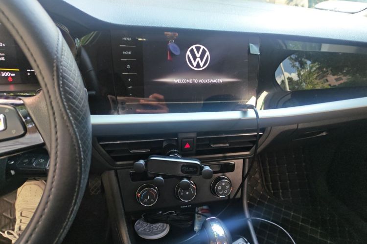 Volkswagen Lavida 2022 car image #13