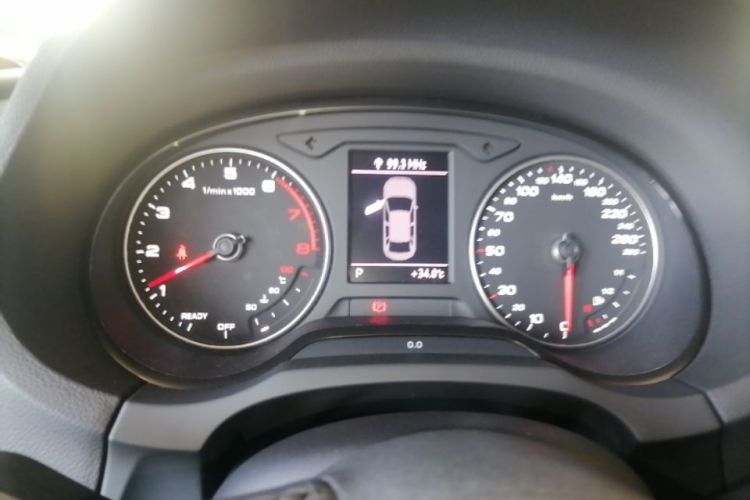 Audi A3 2019 immagine di auto #13