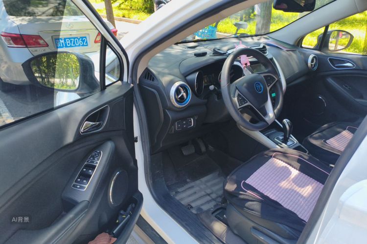 BYD Yuan New Energy 2019 #18 BYD Yuan New Energy 2019 car image #18