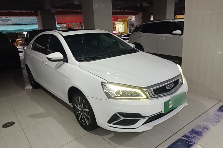 GEELY Emgrand 2019 #4 GEELY Emgrand 2019 car image #4