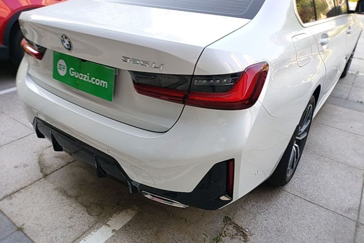 BMW 3 Series 2025 #8 BMW 3 Series 2025 car image #8