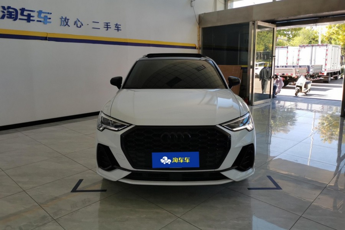 Audi Q3 Sportback 2023 car image #3