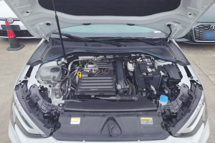 Audi A3 2023 car image #20