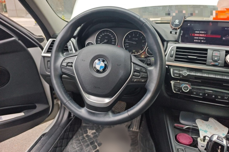 BMW 3 Series 2019 image de voiture #15