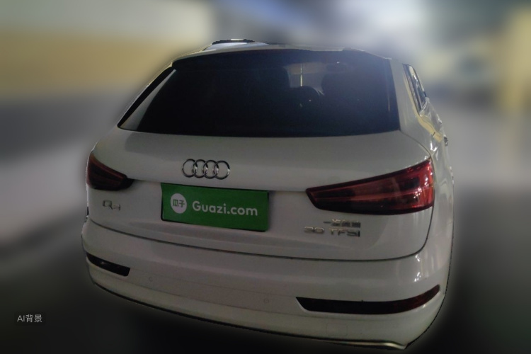 Audi Q3 2018 car image #6