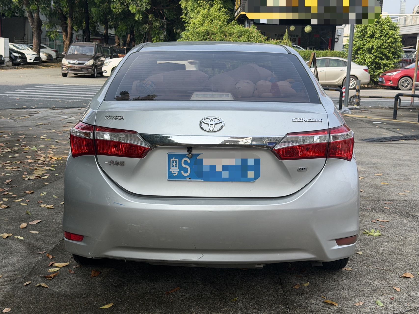 2015 car image #5