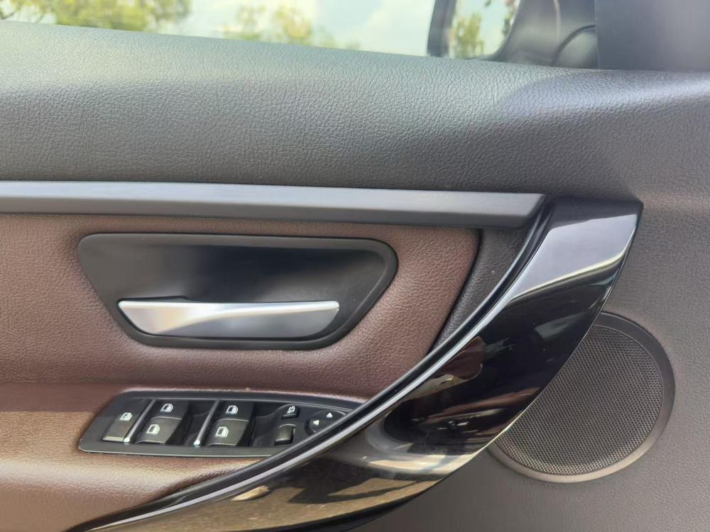 BMW 3 Series 2019 #26 BMW 3 Series 2019 car image #26
