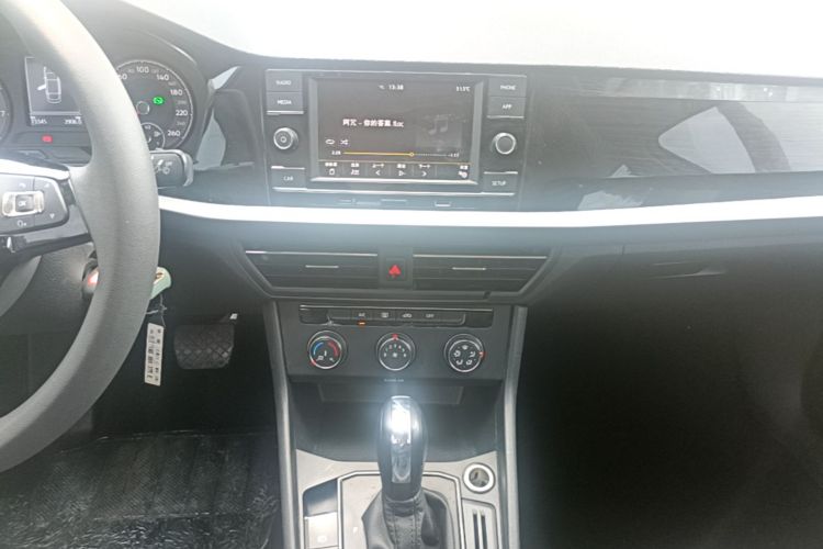 Volkswagen Lavida 2020 car image #13