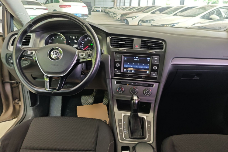 Volkswagen Golf 2016 immagine di auto #10
