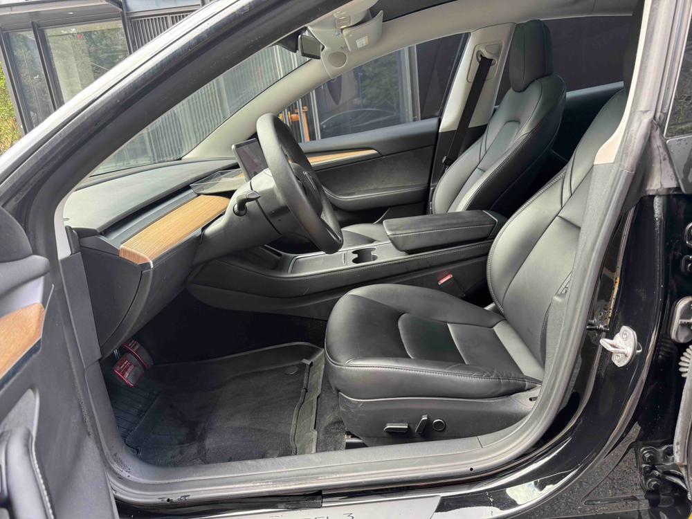 Tesla Model 3 2022 car image #8
