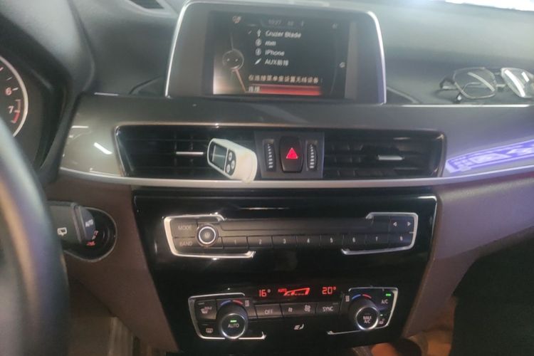 BMW X1 2017 #14 BMW X1 2017 immagine di auto #14