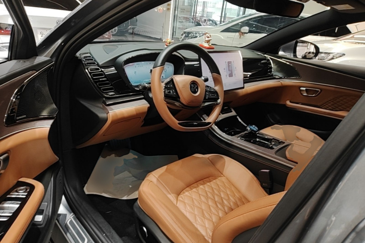 BYD Han 2022 #16 BYD Han 2022 car image #16