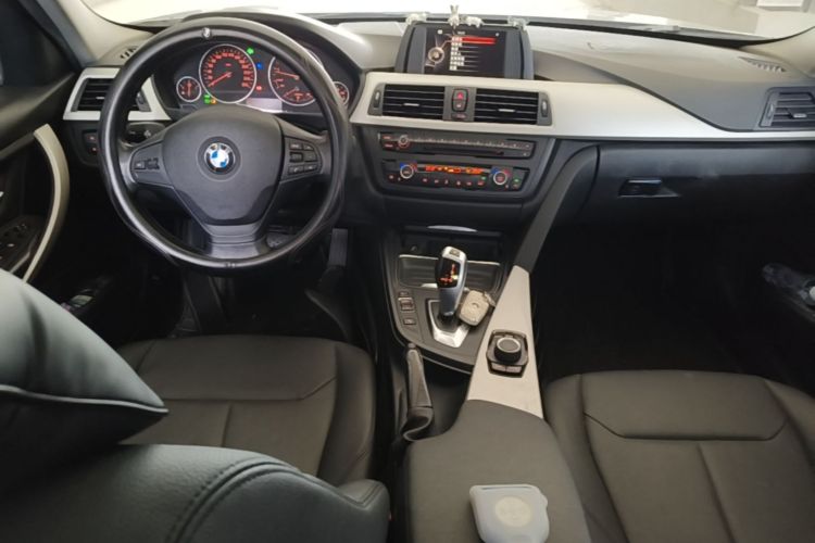 BMW 3 Series 2015 #10 BMW 3 Series 2015 car image #10