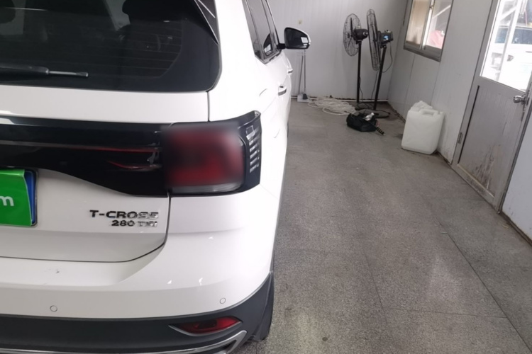 Volkswagen T-Cross 2020 #8 Volkswagen T-Cross 2020 car image #8