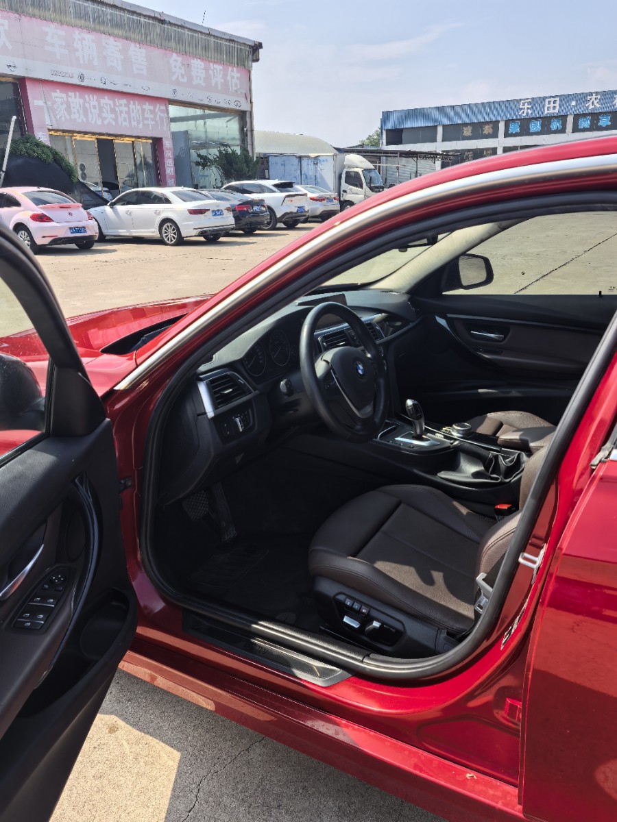 BMW 3 Series 2019 #4 BMW 3 Series 2019 car image #4