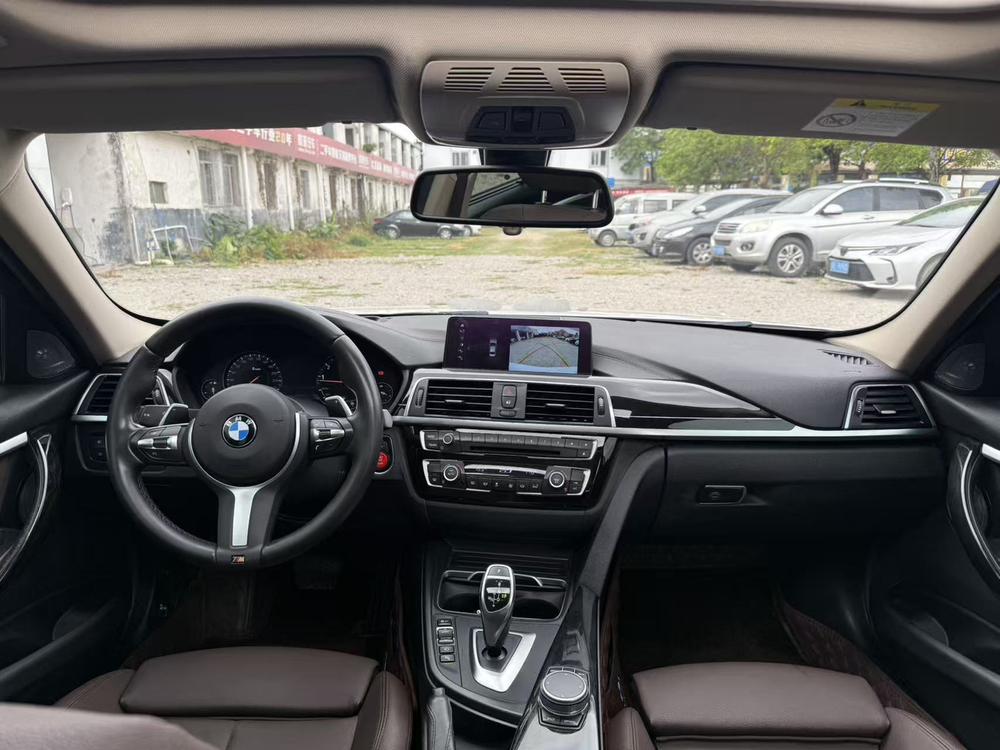 BMW 3 Series 2018 #15 BMW 3 Series 2018 car image #15