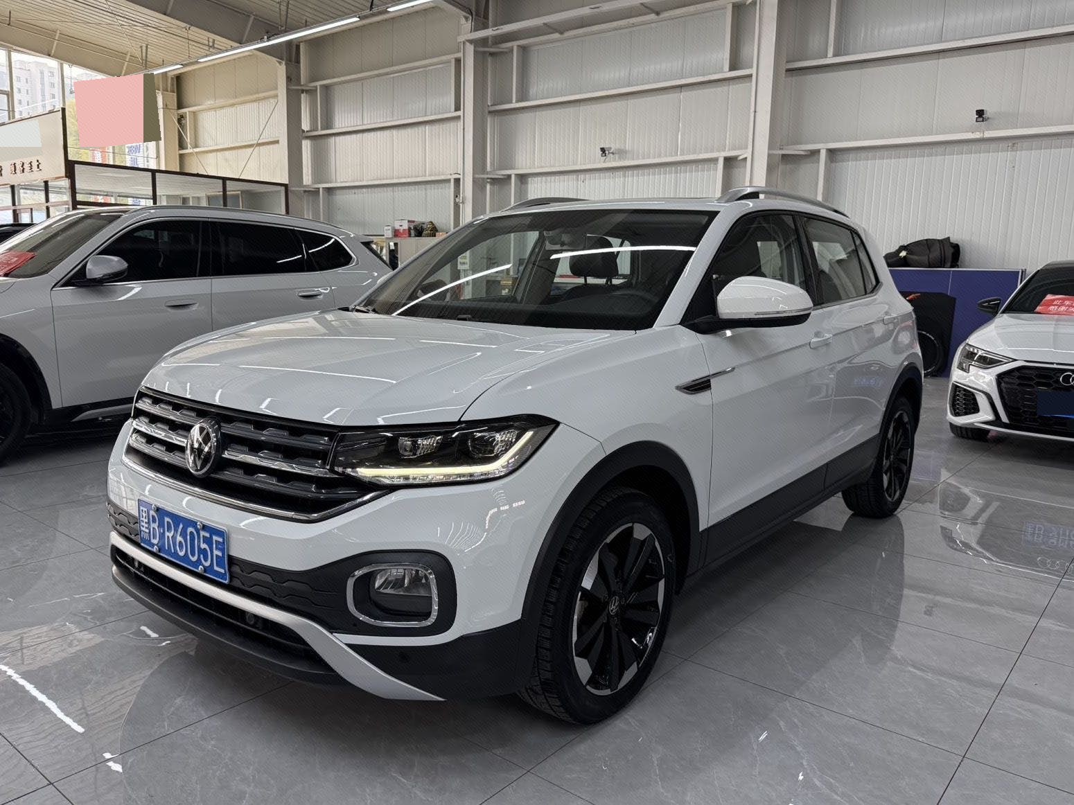 Volkswagen Tacqua 2022 immagine di auto 