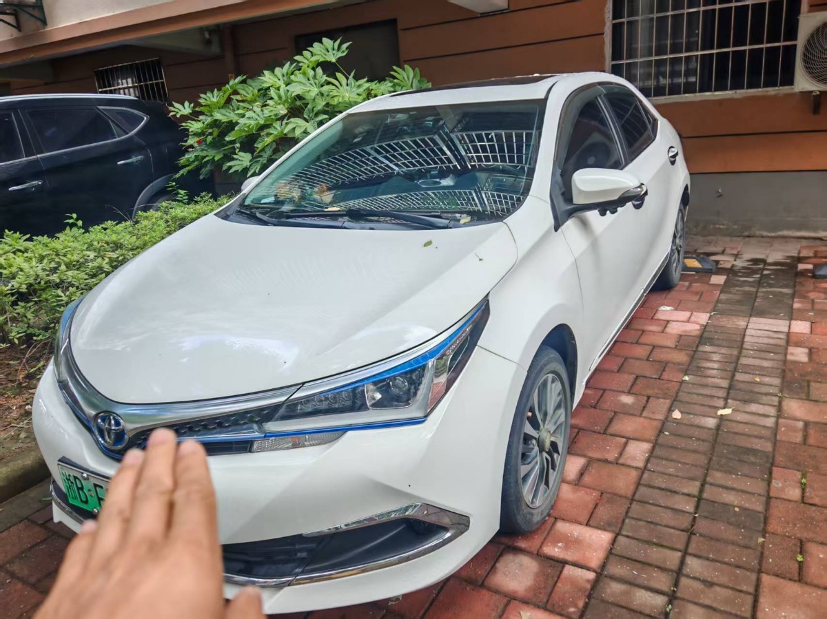 Toyota Corolla Hybird E+ 2019 car image #2