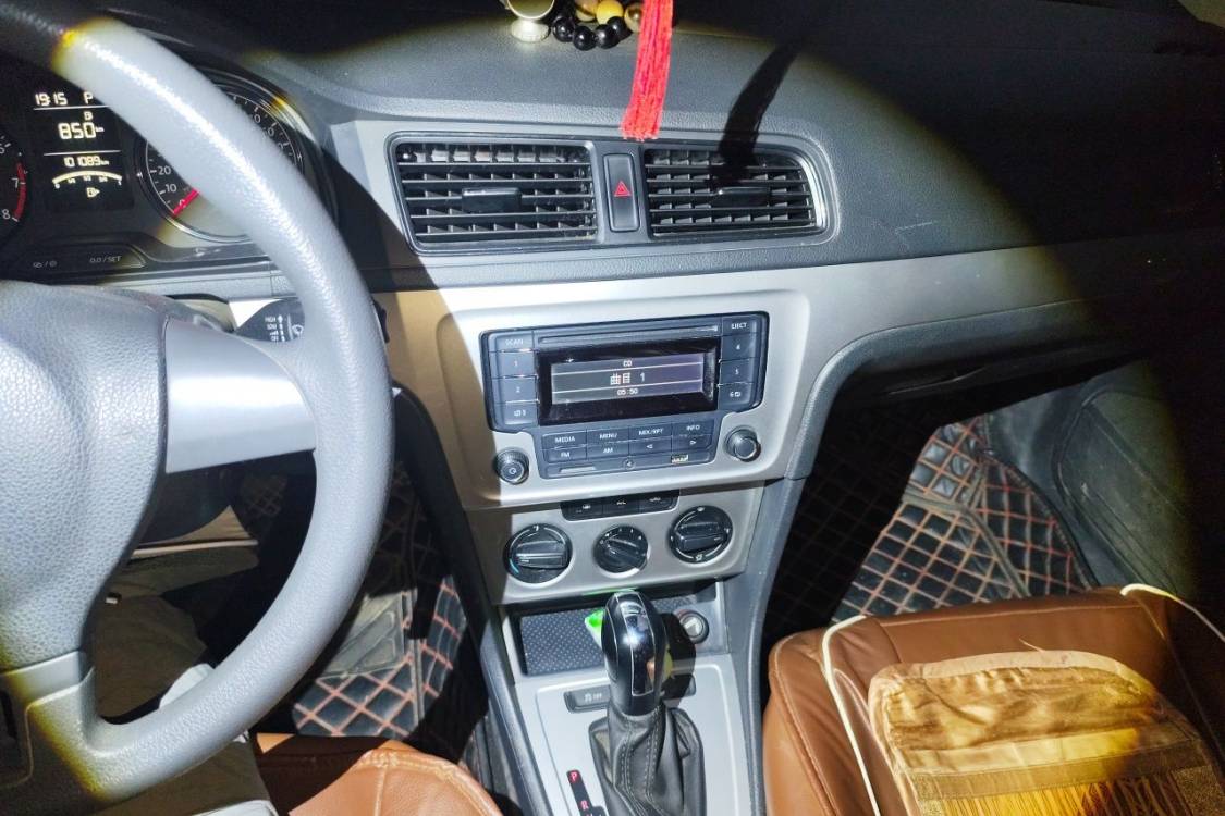 Volkswagen Lavida 2016 car image #28