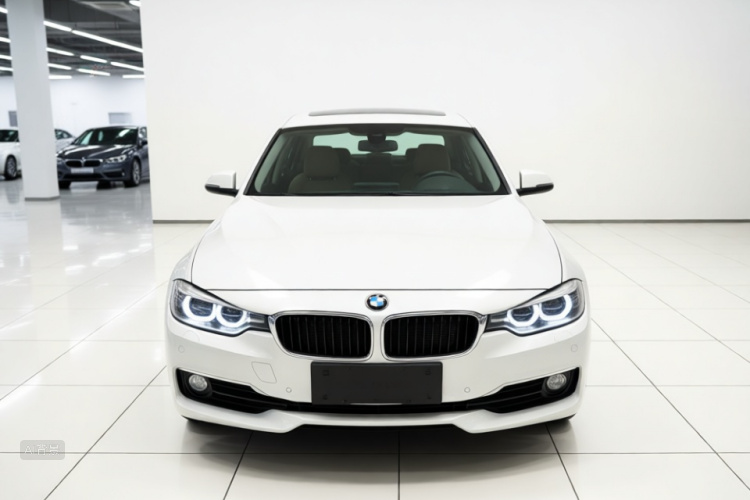 BMW 3 Series 2015 #3 BMW 3 Series 2015 car image #3