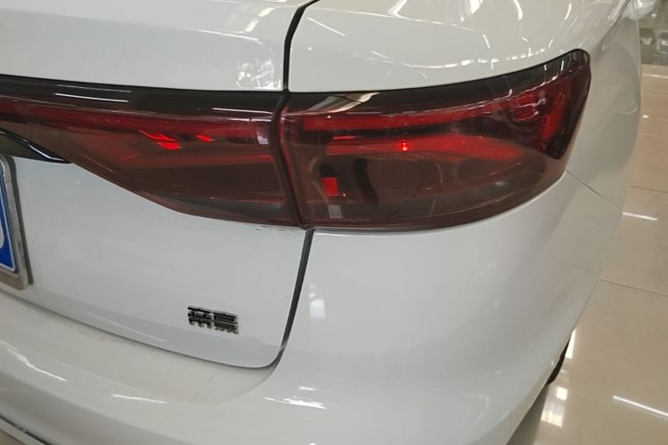 GEELY Emgrand 2024 #8 GEELY Emgrand 2024 image de voiture #8