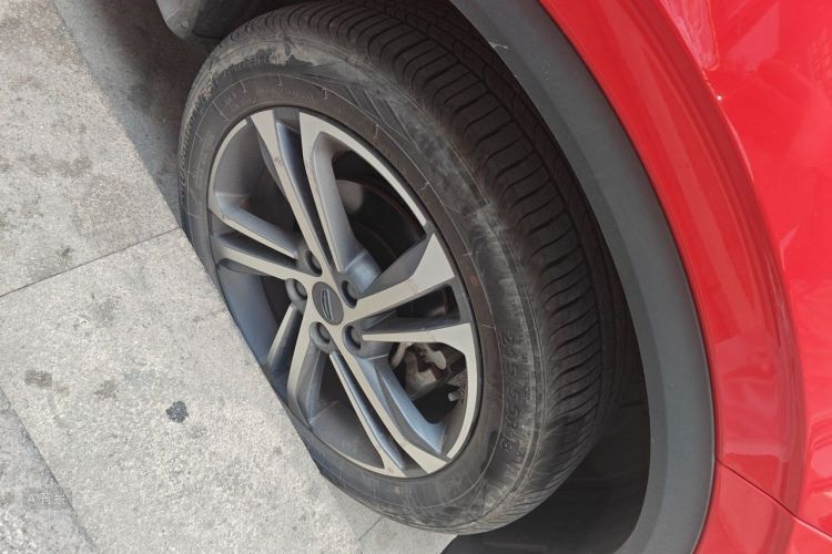 GEELY Coolray 2021 car image #9