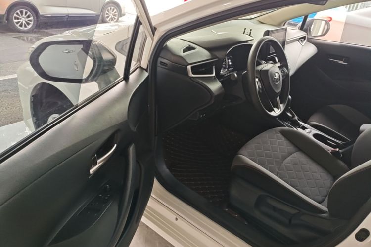 Toyota Corolla 2023 car image #16